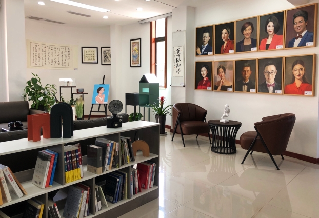 职工手工作品展陈
